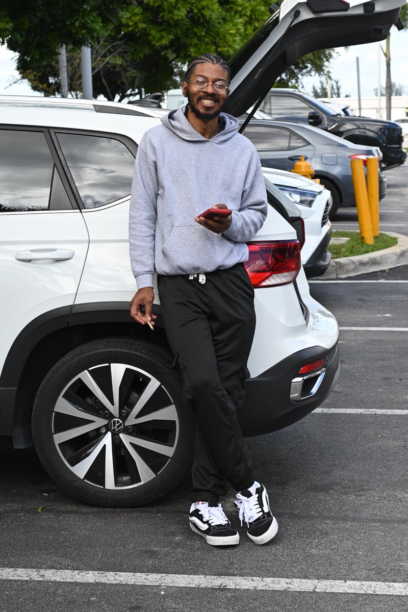 Dorky Darien 🥸 tweet media