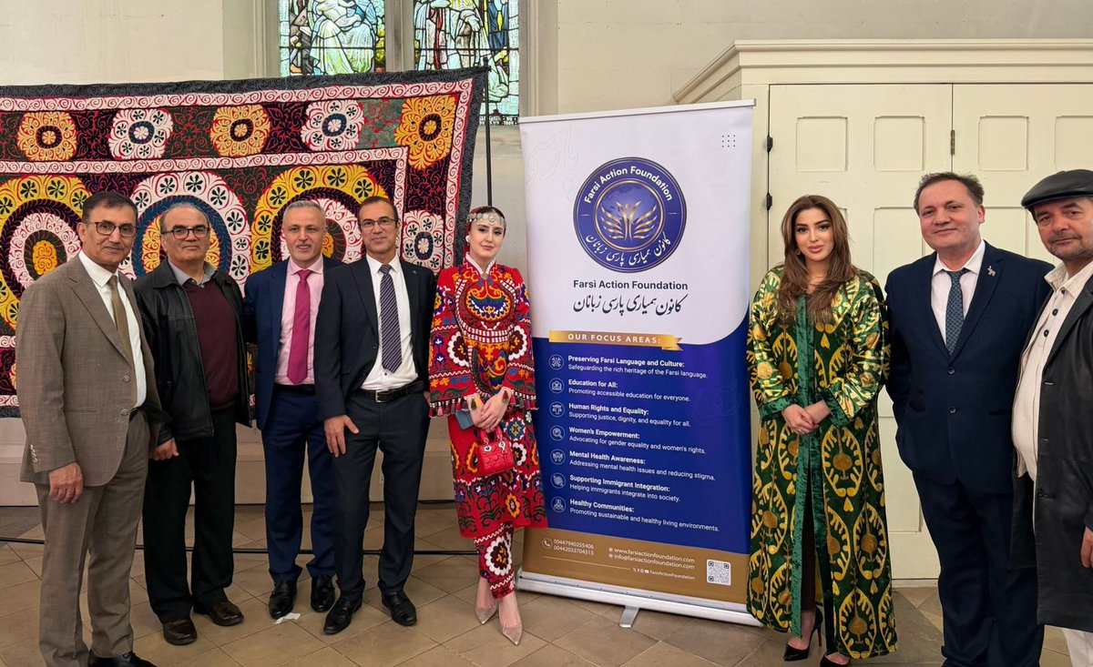 FarsiAction's tweet photo. نوروز – چهل روز؛ خروش زیبایی فرهنگ ما در قلب لندن!
نوروزِ جمشیدی، میراث  زرین و جاودان نیاکان ماست، پیمانِ ما با گذشتگان و تعهد به تداوم. کانون فرامرزی همیاری پارسی‌زبانان، استوار در پاسداری از این گنجینهٔ گرانبها، امسال نیز آن را با شکوه گرامی داشت.  سپاس فراوان از سفارت تاجیکستان در لندن که مهماندار شایسته‌ی این جشن بودند، جشنی با جلوه‌ای از زیبایی‌ها، پوشاکه‌های رنگین تاجیکانه، عطر دل‌انگیز پلو سمرقندی، نوای موسیقی سنتی دلنشین، و فضای سرشار از مهر و همدلی.
لندن رنگ نوروز گرفت.

Farsi Action Foundation - کانون همیاری پارسی زبانان