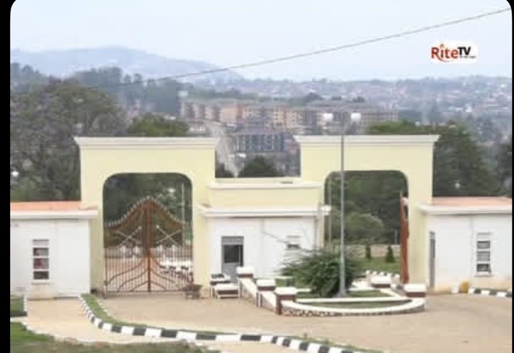 first son 🇷🇼 🇺🇬 tweet media