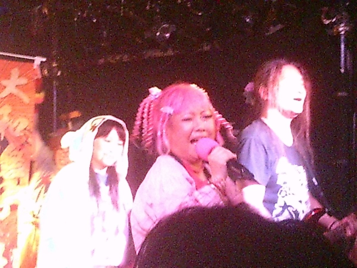 mvJBjRCuK81SRFc's tweet photo. 3月28日 七五三木牡丹追悼ライブ(沼袋section9)
FICE。
#牡丹ありがとう
#FICE
#沼袋section9
#沼袋 https://t.co/SpZz9wvZXS