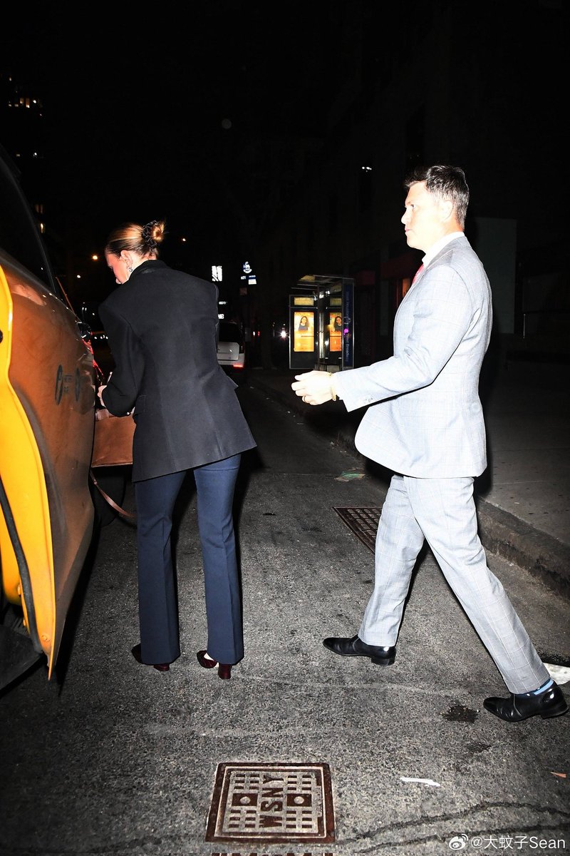 Keeping Up with Scarlett tweet media