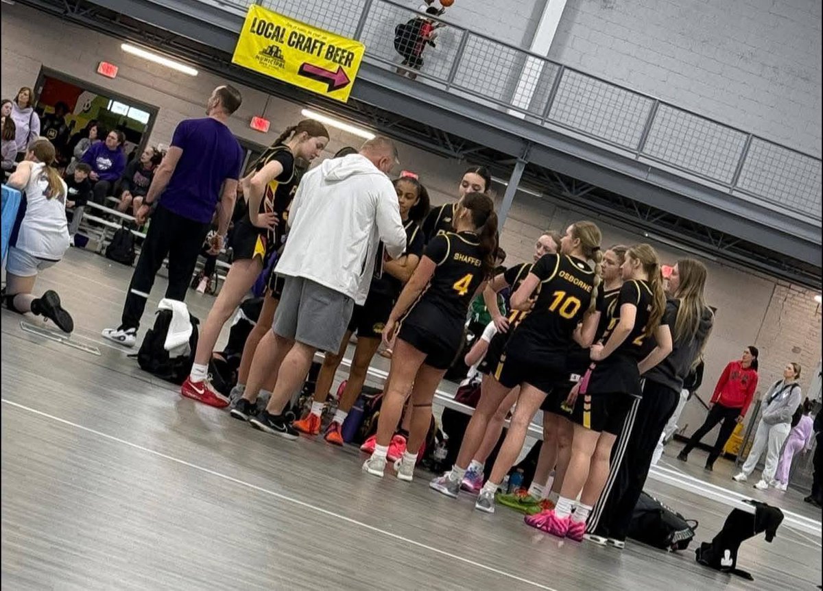 tristpridebball's tweet photo. Big shoutout go TSP 2030 as they finished 3-1 in 4th overall in the 8th grade girls division at the Bearcat Classic in Hamilton, OH. #theygotnext #tspfam🦁 https://t.co/LNxnwzYR0G