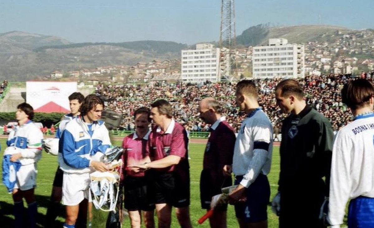 Bosnian History tweet media