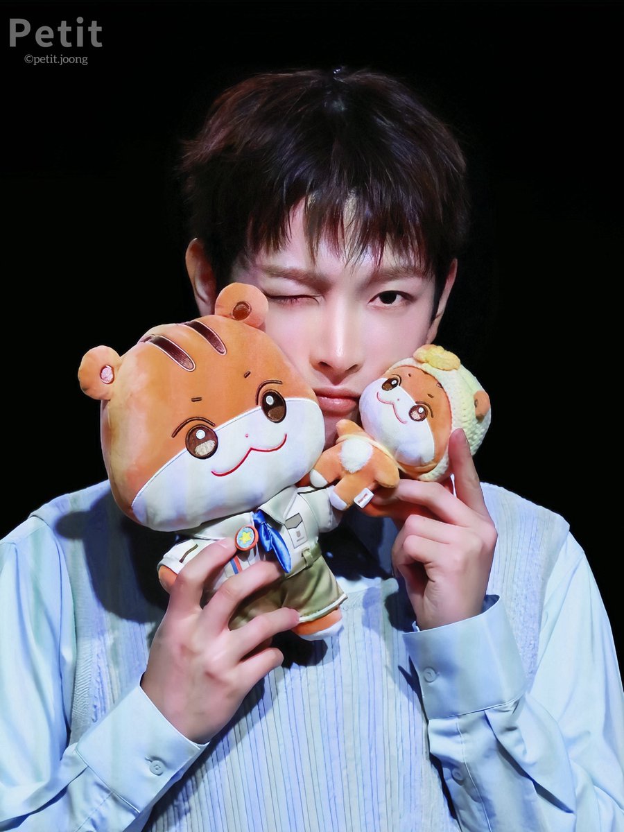 𝗣𝗲𝘁𝗶𝘁 tweet media