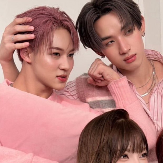 mai eat pak แม่เมะตี๋ผมเทา tweet media