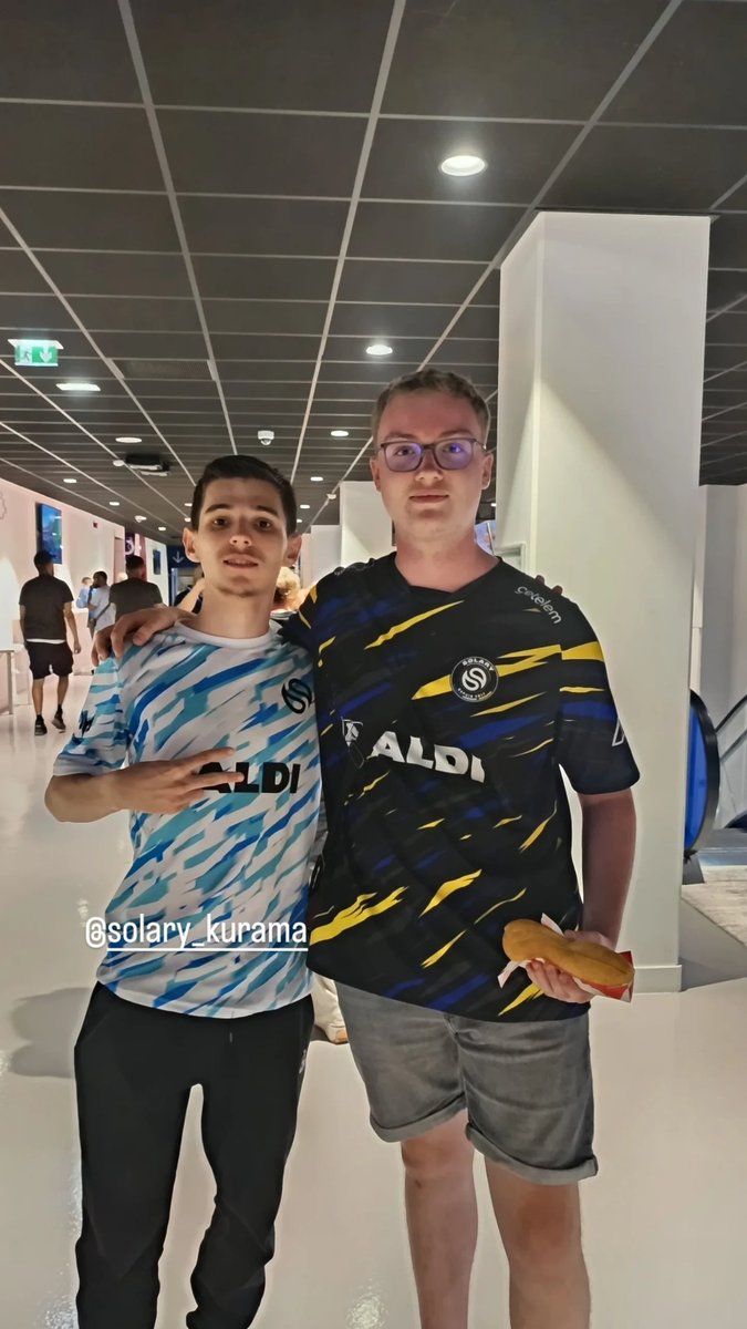 SLY_Wynstaar 💛💙 tweet media