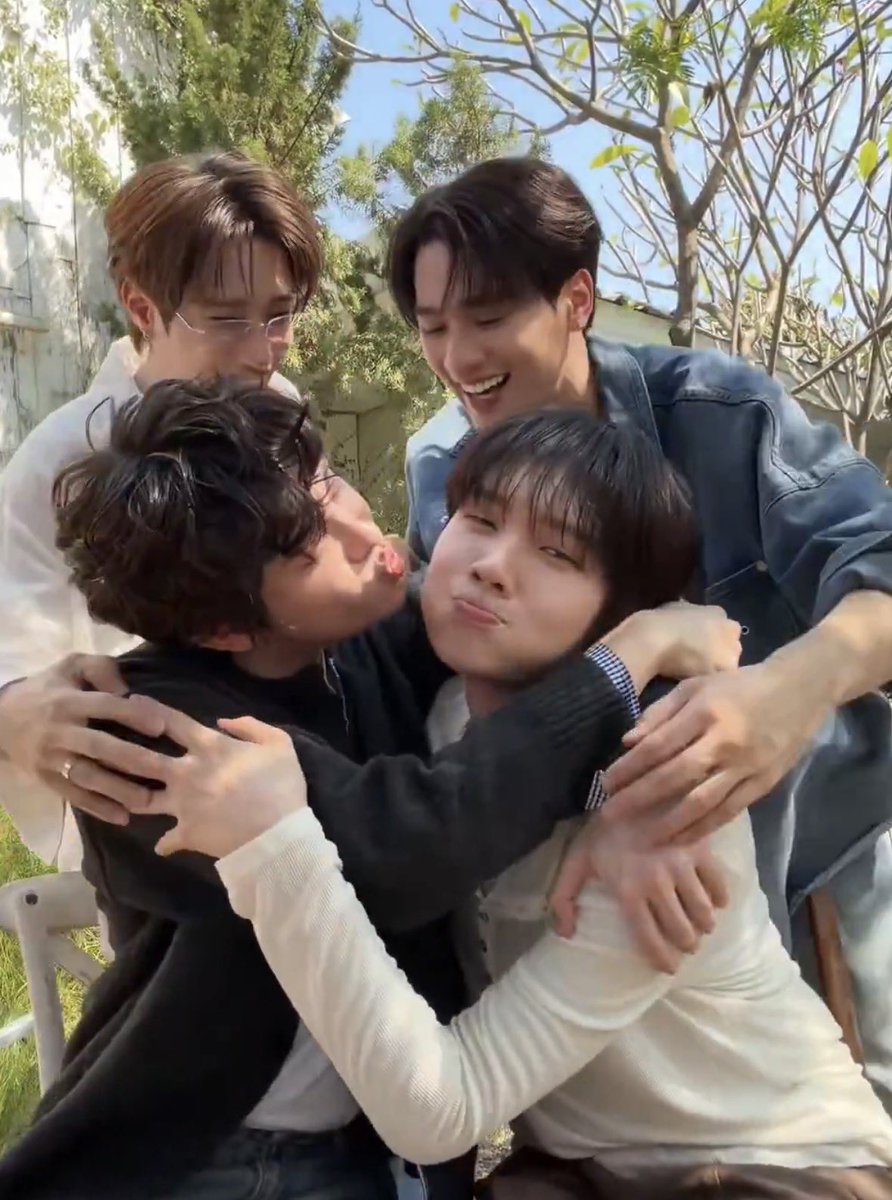 𝐂𝐡 (.◜◡◝ )💢 tweet media