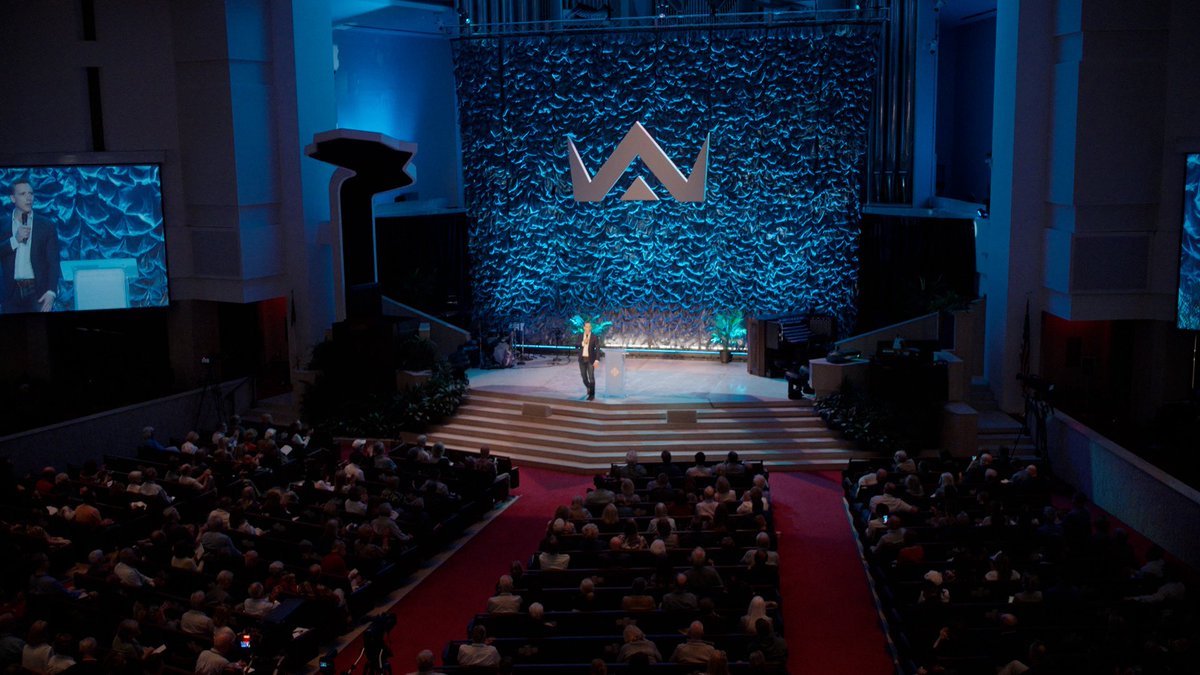 Josh Hawley tweet media