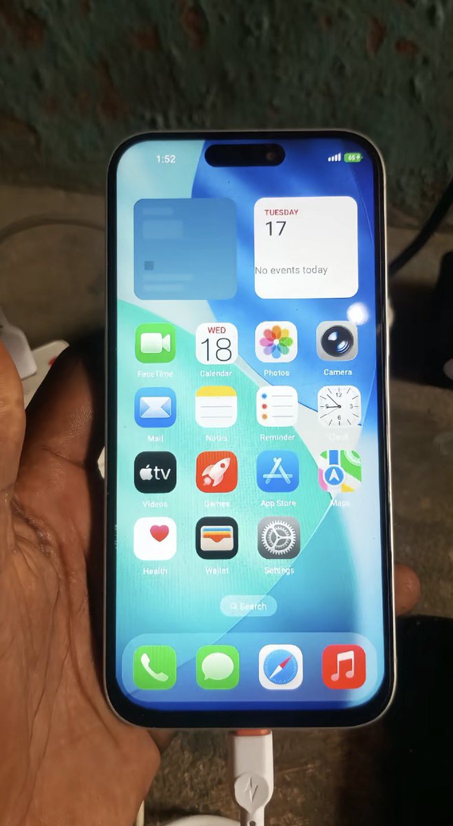 BADDY LOADED 💐 tweet media