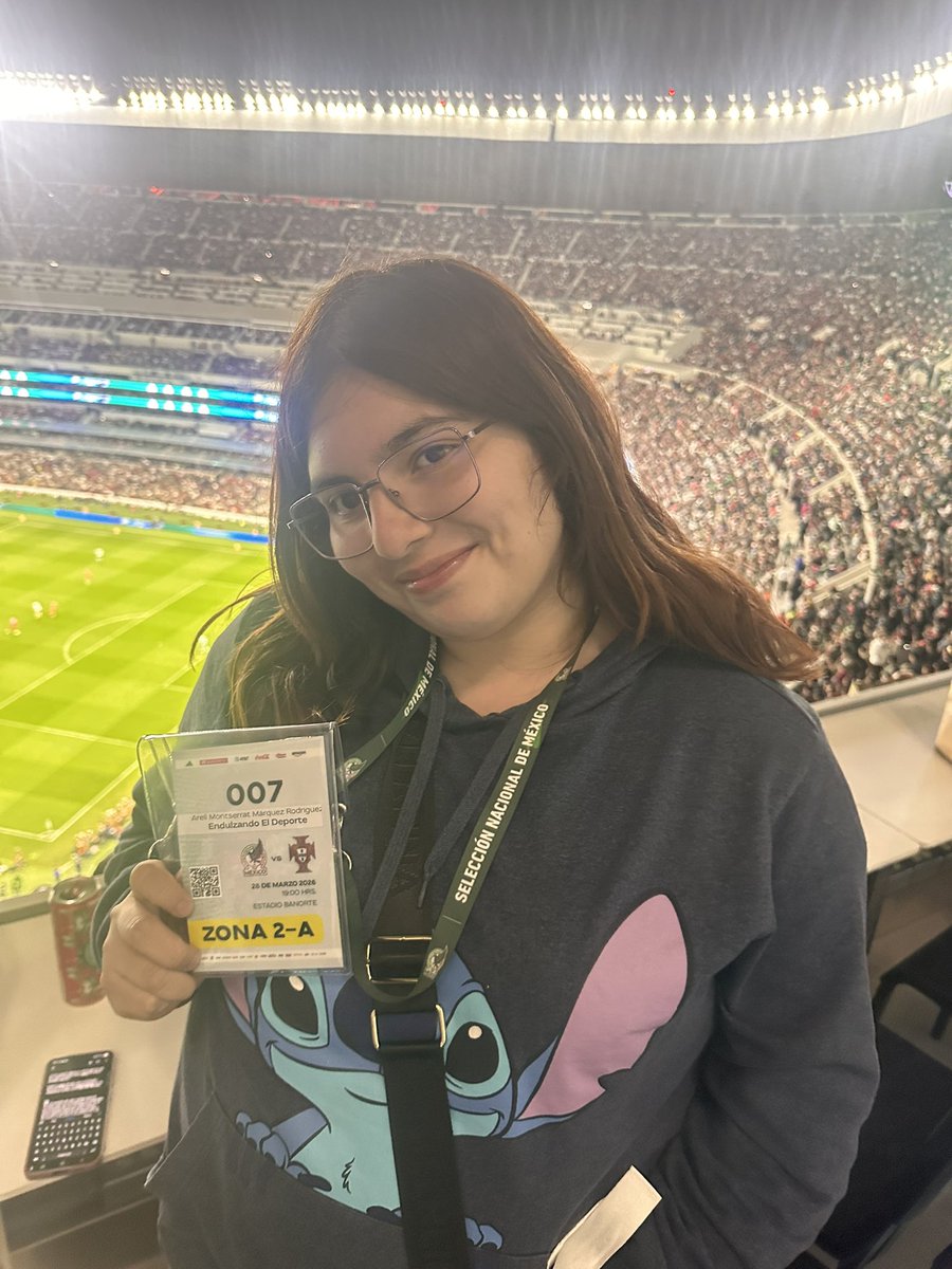 Y entonces un día estuve en la reinaguracion del <a href="/EstadioBanorte/">Estadio Banorte</a>, no como fan, sino como prensa, logrando todo lo que un día soñé, siguiendo los pasos de mi padre <a href="/seleccmexicana/">Israel Márquez</a> quien no me dejó de alentar nunca. 
Gracias a todos por acompañarme en este sueño, a mi familia…