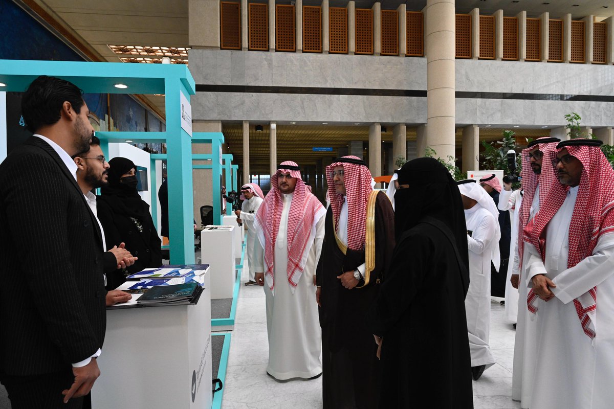 جامعة الملك عبدالعزيز tweet media