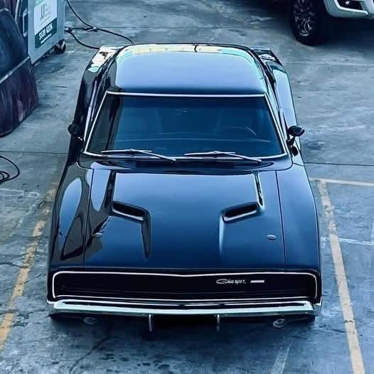 Johnny Cadillac tweet media