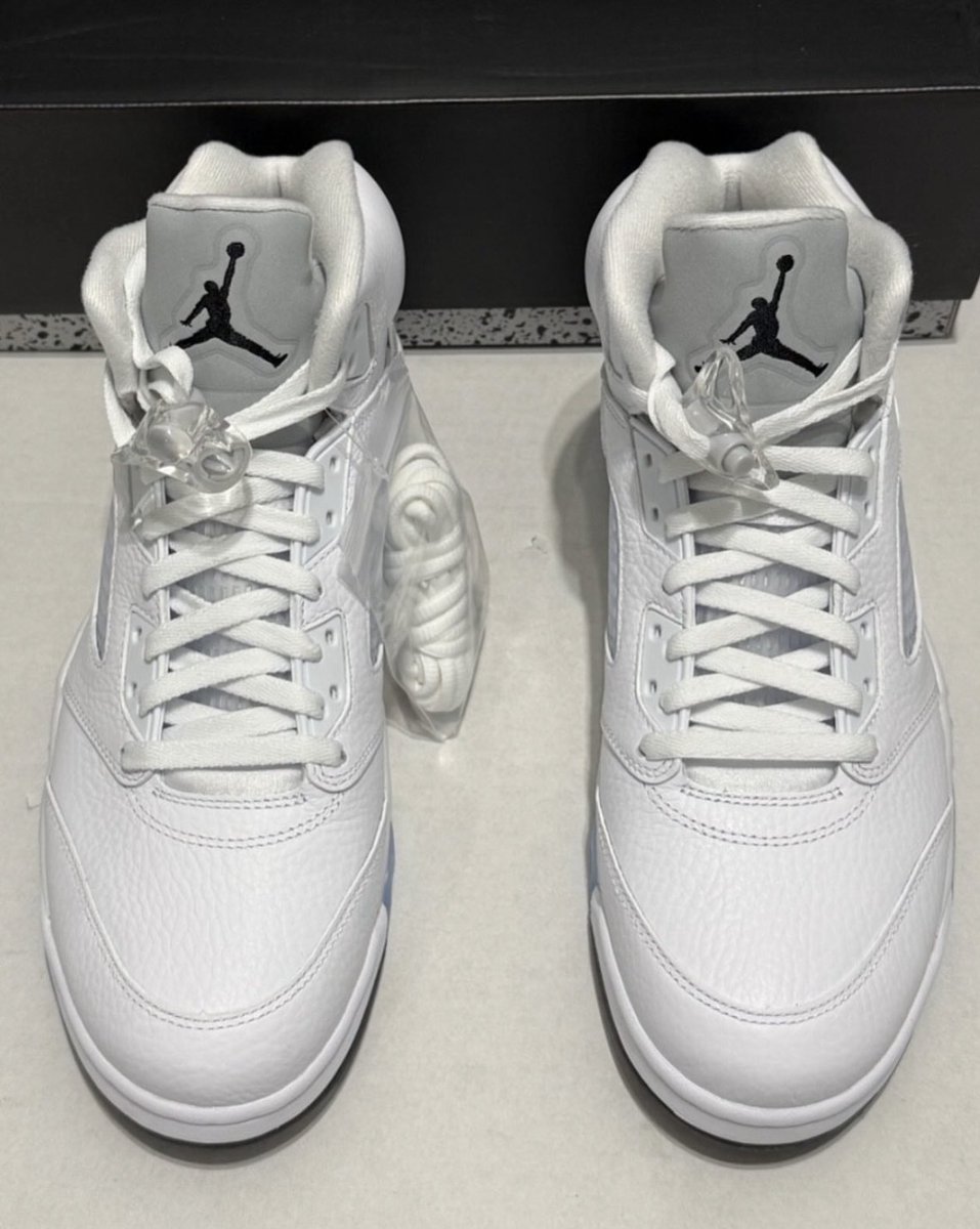 INSANE SNEAKER™ tweet media