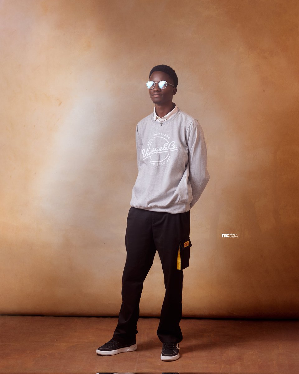 Gaddid | Graphic Designer⚡ tweet media