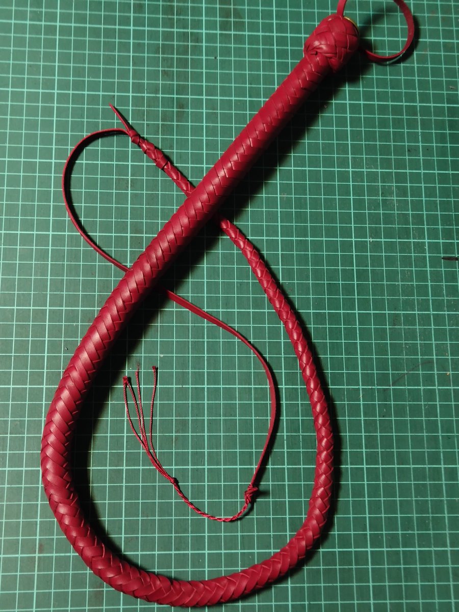 我是五個五 tweet media