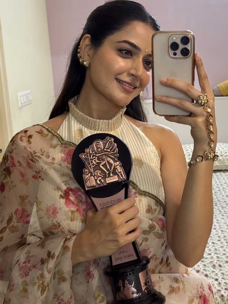123telugu tweet media