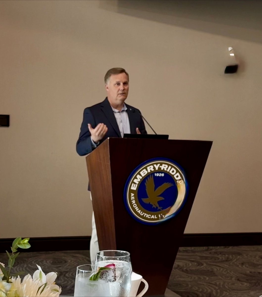 Chris Rocheleau tweet media