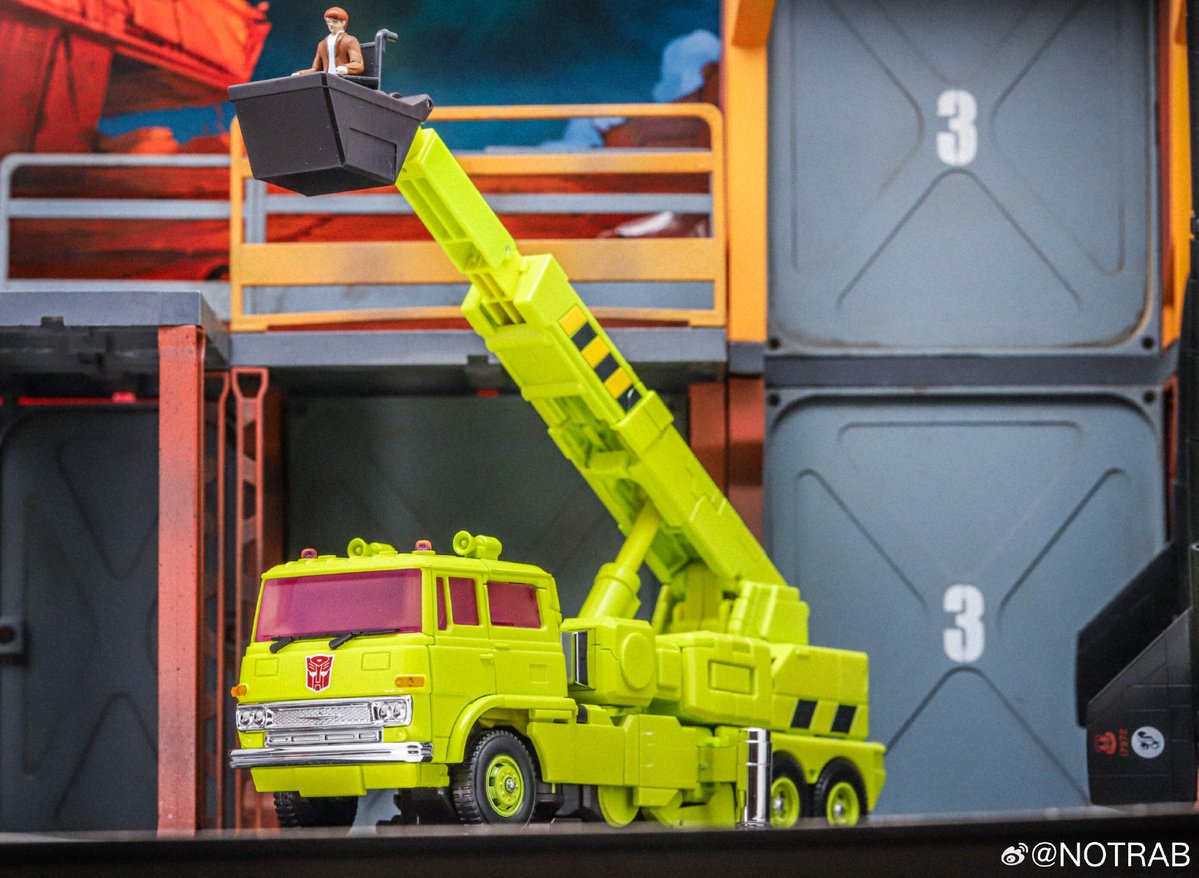 TFsource - Toy Store tweet media