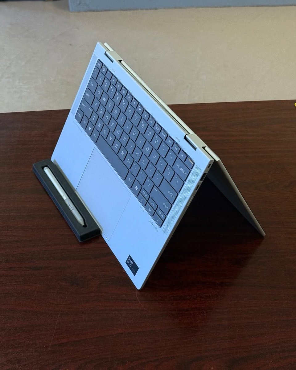 Neo Officiall tweet media