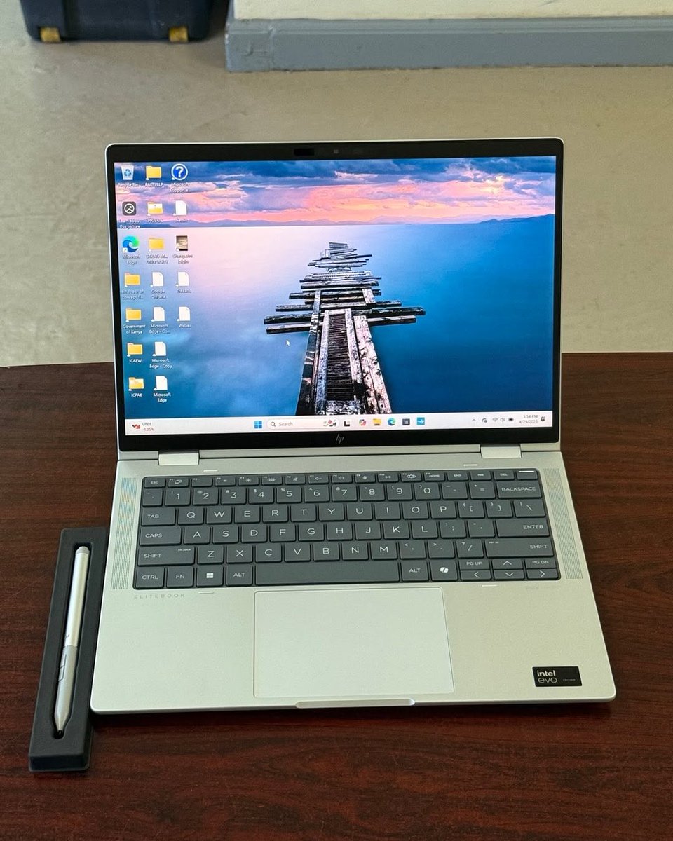 Neo Officiall tweet media