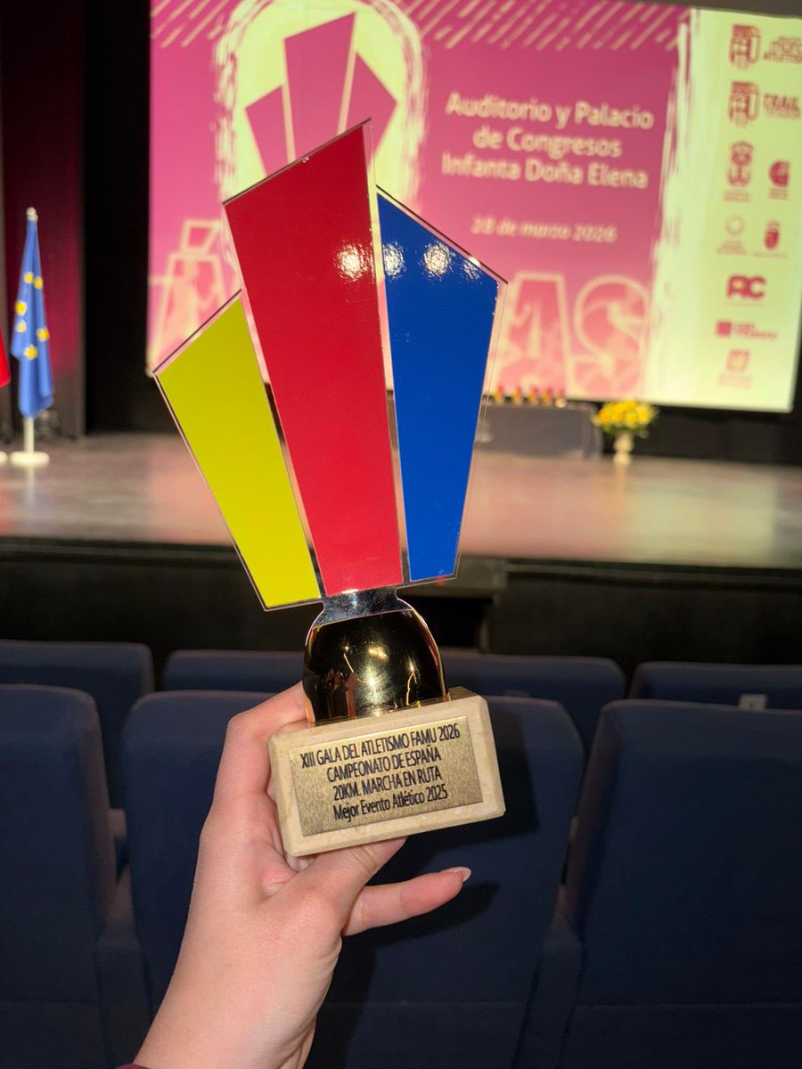 tuweb TV tweet media