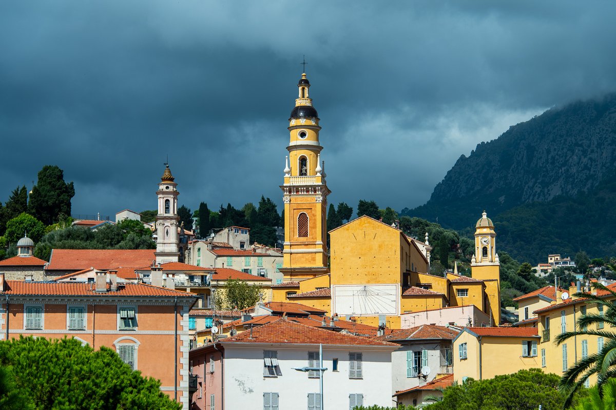 #travel #MagnifiqueFrance #france #genieten #streetphotography #doucefrance #city Menton France