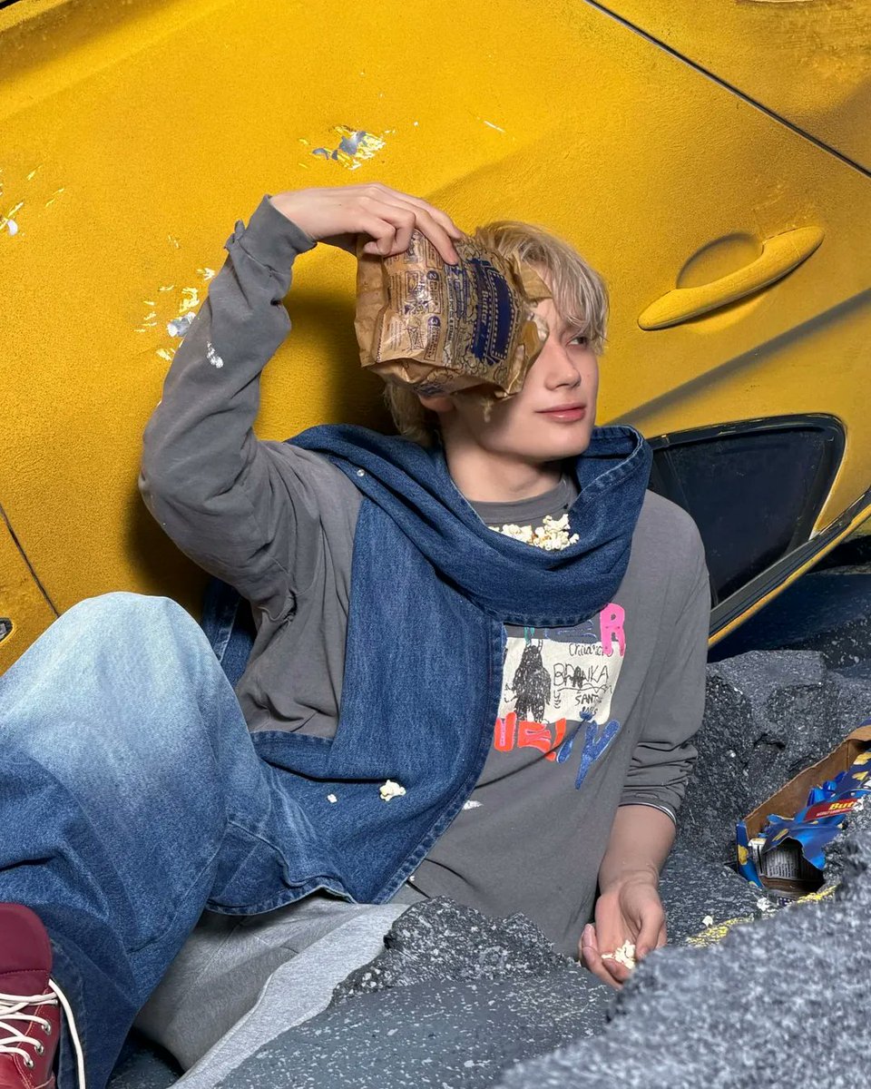 TXT INTERNATIONAL tweet media