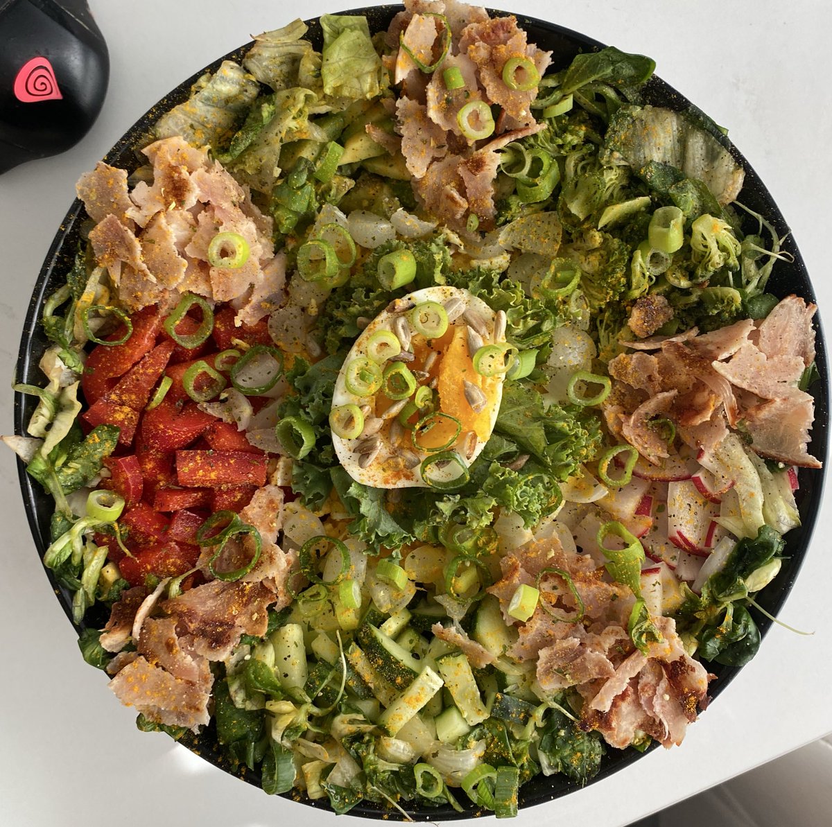 ｏｘａｌｉａ tweet media