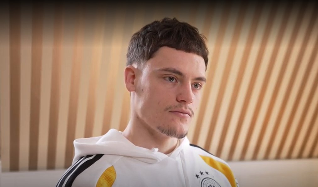 FlorianFlicks tweet media