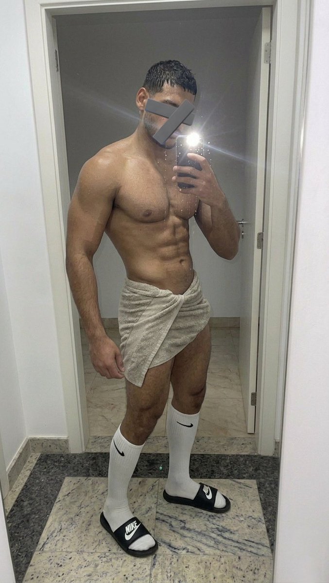 Kanak Merlin tweet media