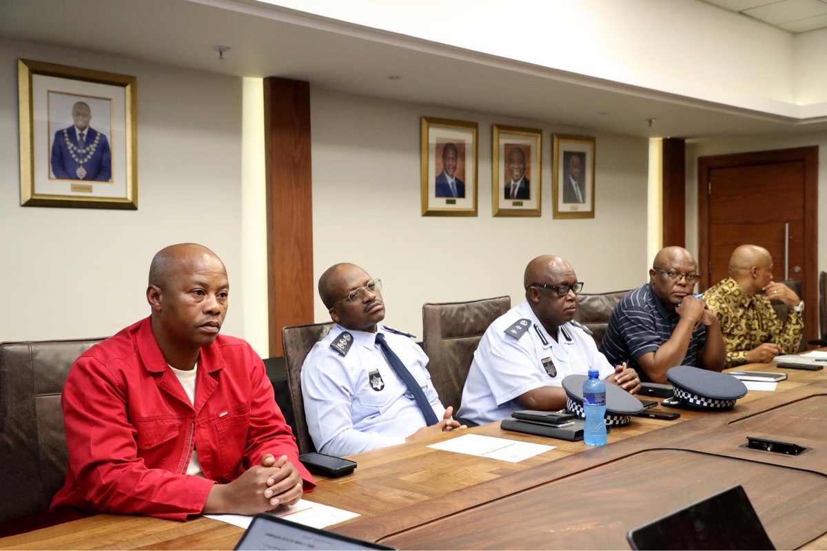 eThekwiniM's tweet photo. With the Easter Weekend on the horizon, eThekwini Municipality Deputy Mayor, Councillor Zandile Myeni, met Deputy Minister of Transport, Mr Mkhuleko Hlengwa, to discuss collaborative efforts to curb carnage on the roads during this busy period. Metro Police, Road Traffic Inspectorate (RTI) and South African Police Service (SAPS) will be out in full force to ensure people adhere to traffic rules, speed limits, and road safety regulations.