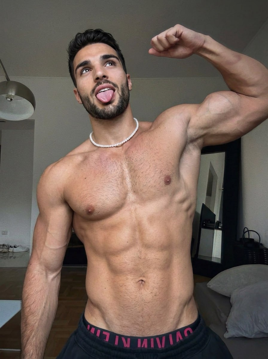 Im Phil ❤️‍🔥 t.me/phillaurent tweet media