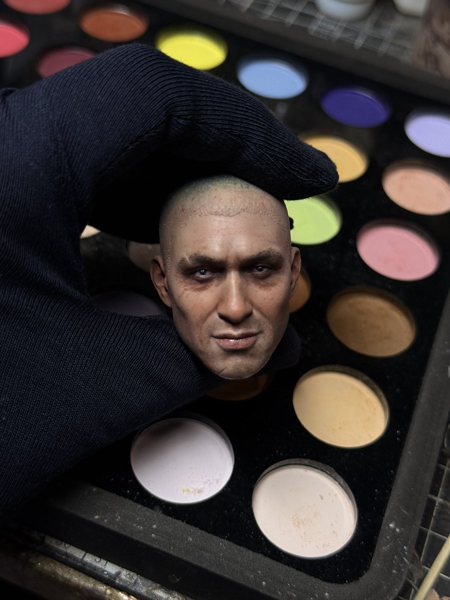 Ainaven Cosplay tweet media