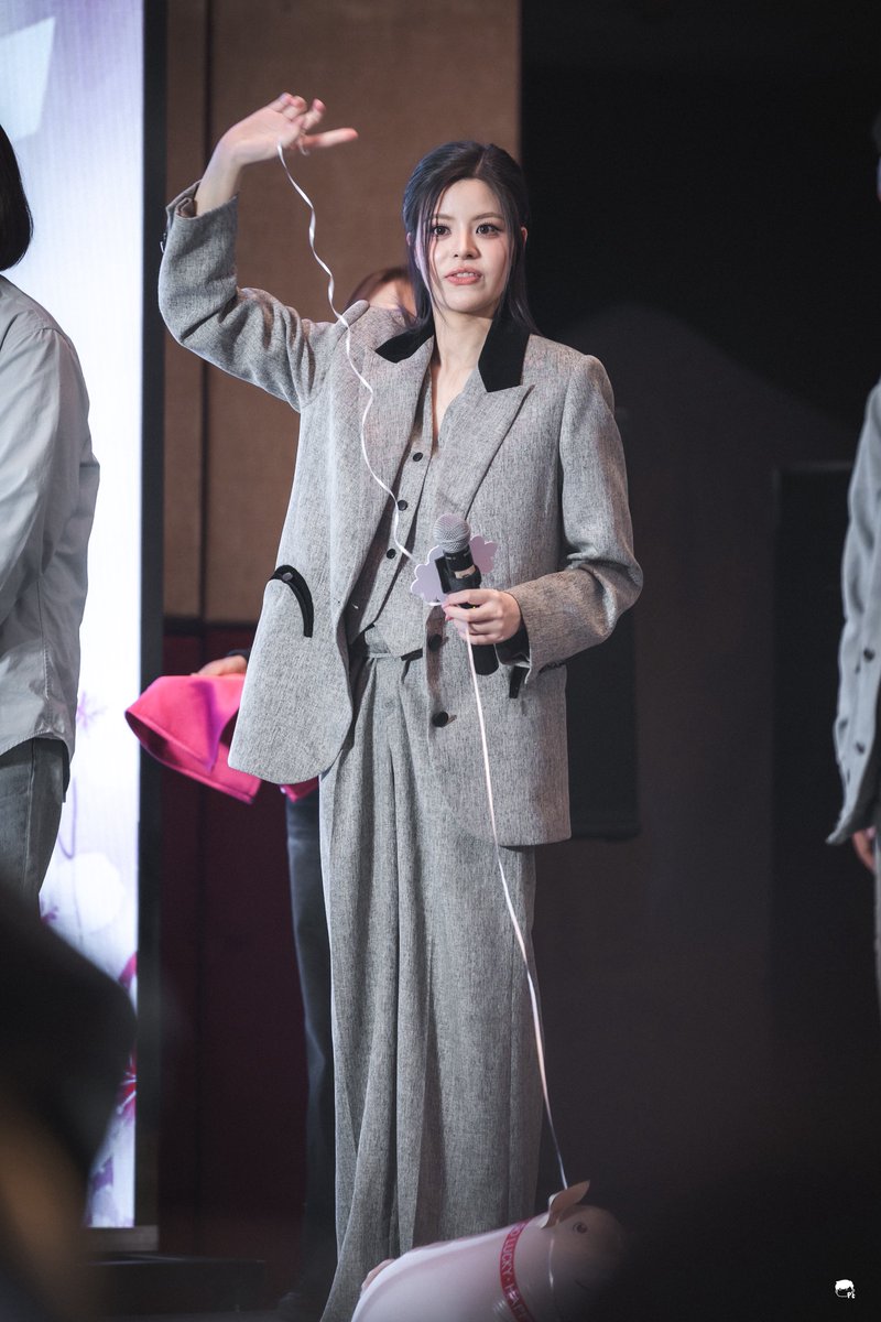 P,t ที่มีหัวใจสี่ดวง 🥹🤏🏻🏳️‍🌈 tweet media