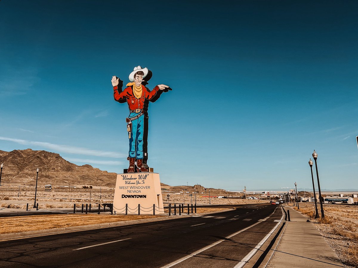 Aaron Lewis tweet media