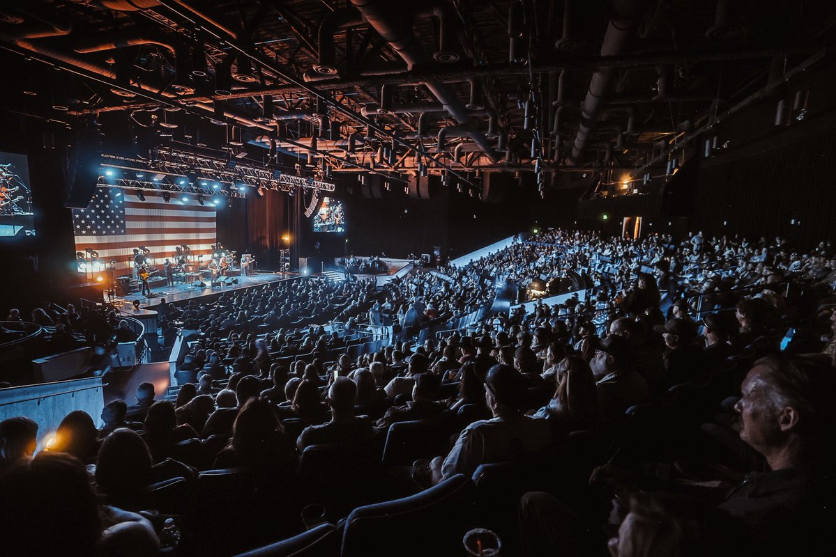 Aaron Lewis tweet media