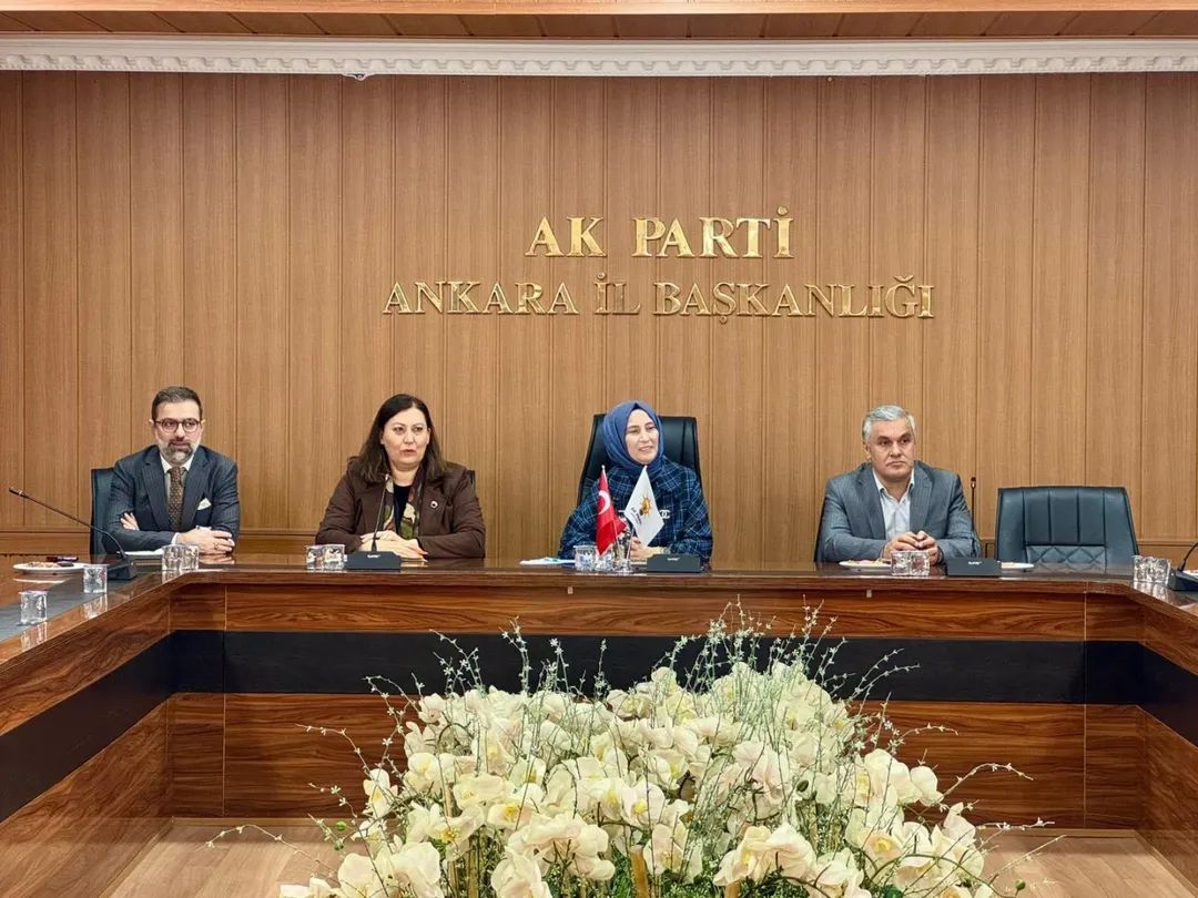 AK Parti Sincan tweet media