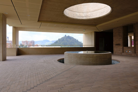 Sci-Fi Archives tweet media