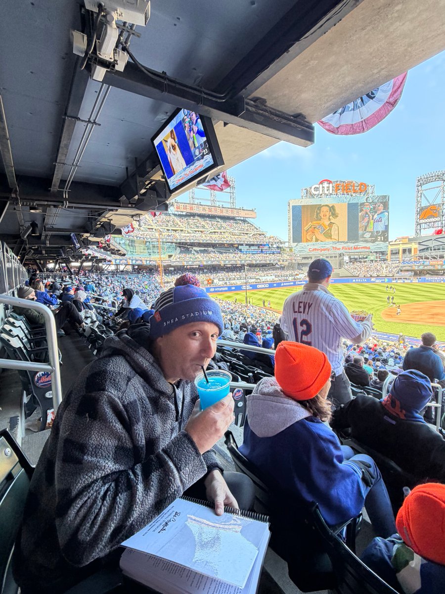 Evan Roberts tweet media