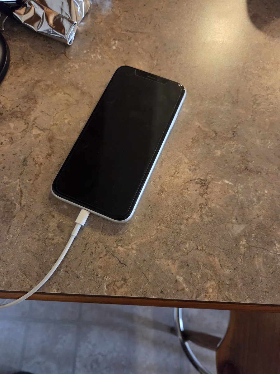 Bob Connell tweet media