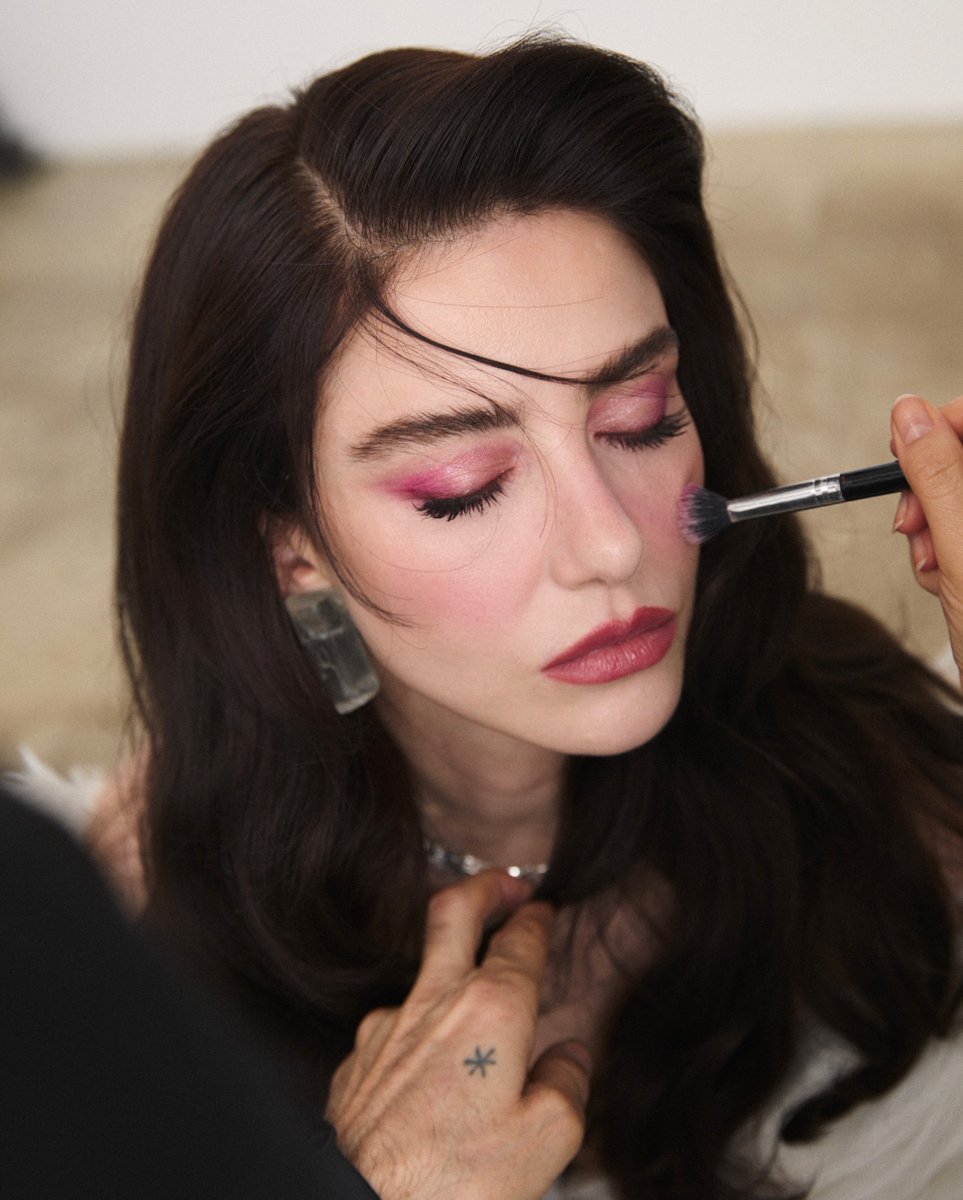 𝓜𝓪𝓻𝔂 🌸 Ö𝓩𝓢𝓔𝓡 📌 Ö𝔃𝓰𝓮 & 𝓢𝓮𝓻𝓴𝓪𝓷 🌸 tweet media