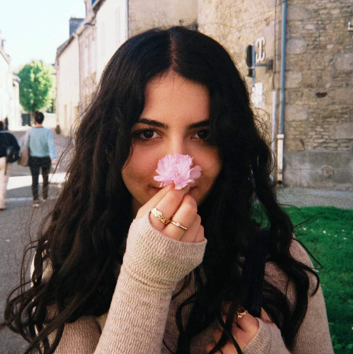 Manolya 🫧 mitski byler ceo tweet media