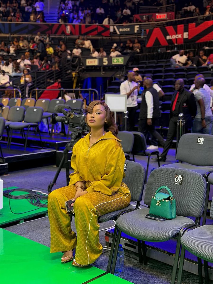 TheAudioLabSA's tweet photo. Cyan Boujee 💛🔥 https://t.co/oqkbT6jysd