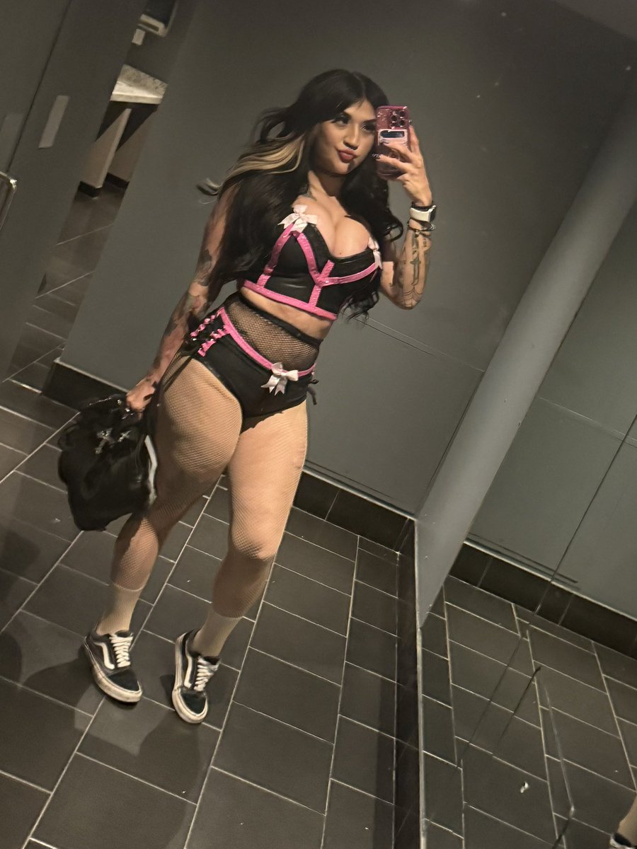 Gypsy Mac 🎀🖤 tweet media