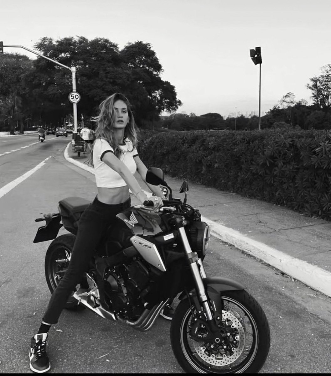 PANDATHEVILISH's tweet image. Nessuno sarà mai come lei! Spiace live with it! 🤍🐆🇧🇷 #zelena