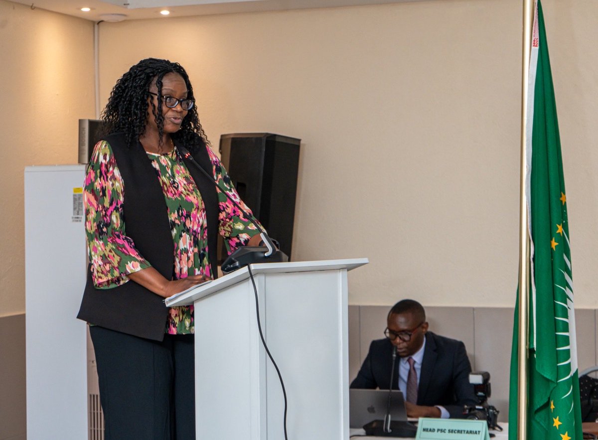 AUC_PAPS's tweet image. At the two-day Induction/Orientation for newly elected #PSC Members (2026–2028 )  Matsapha,  🇸🇿:
Director @PatienceChirad3 (Governance &amp;amp; Conflict Prevention) delivered a presentation on the #PSC’s legal frameworks, covering its mandate, composition, functions, and powers. The