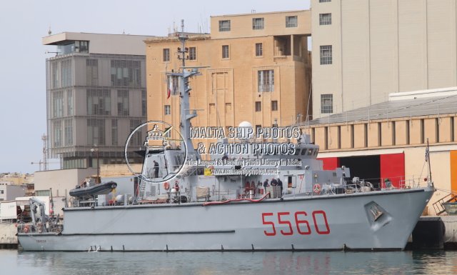 Shipguru's tweet photo. #marinamilitareitaliana #gaetaclass #minehunter #ITS_CHIOGGIA 5560 #berthed at #grandharbourmalta - 20.03.2026 - https://t.co/nfgboxc3g3 - NO PHOTOS can be used or manipulated without our permission @Gibdan1 @key2med @DramaWarship @WorldofWarships @WarshipPorn @Rich_Ships https://t.co/dkZbQvmJpG