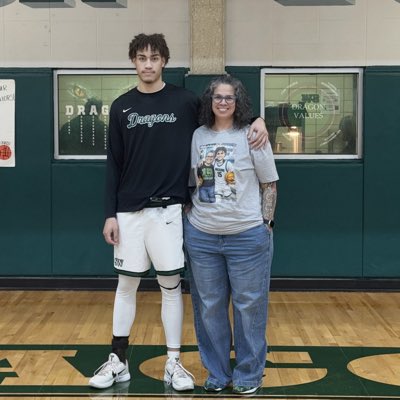 Liz Lopez tweet media