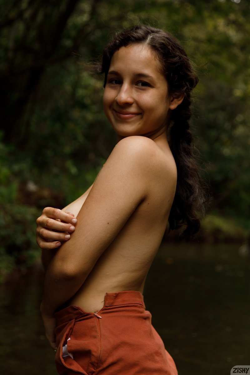 Zishy.com tweet media