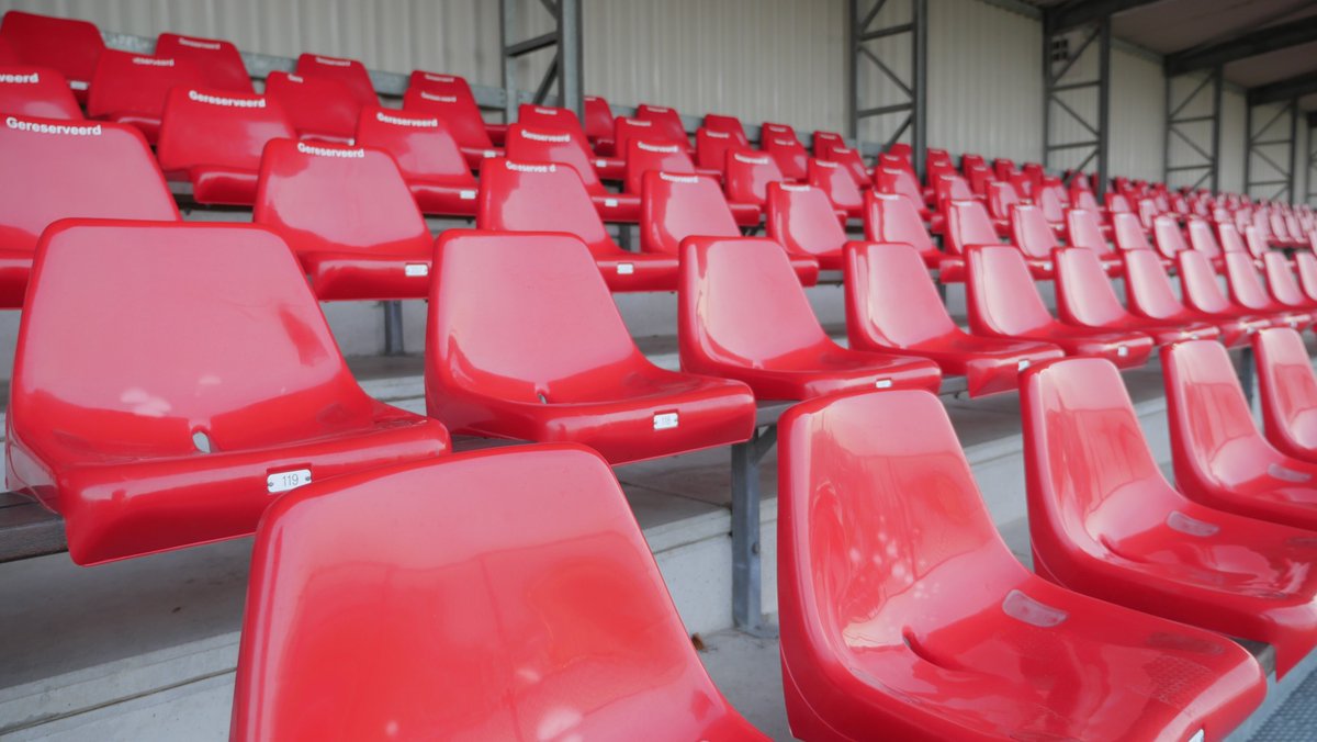 BUSINESSCLUB | Start Stoeltjesactie Kozakken Boys ap.lc/IuLPu